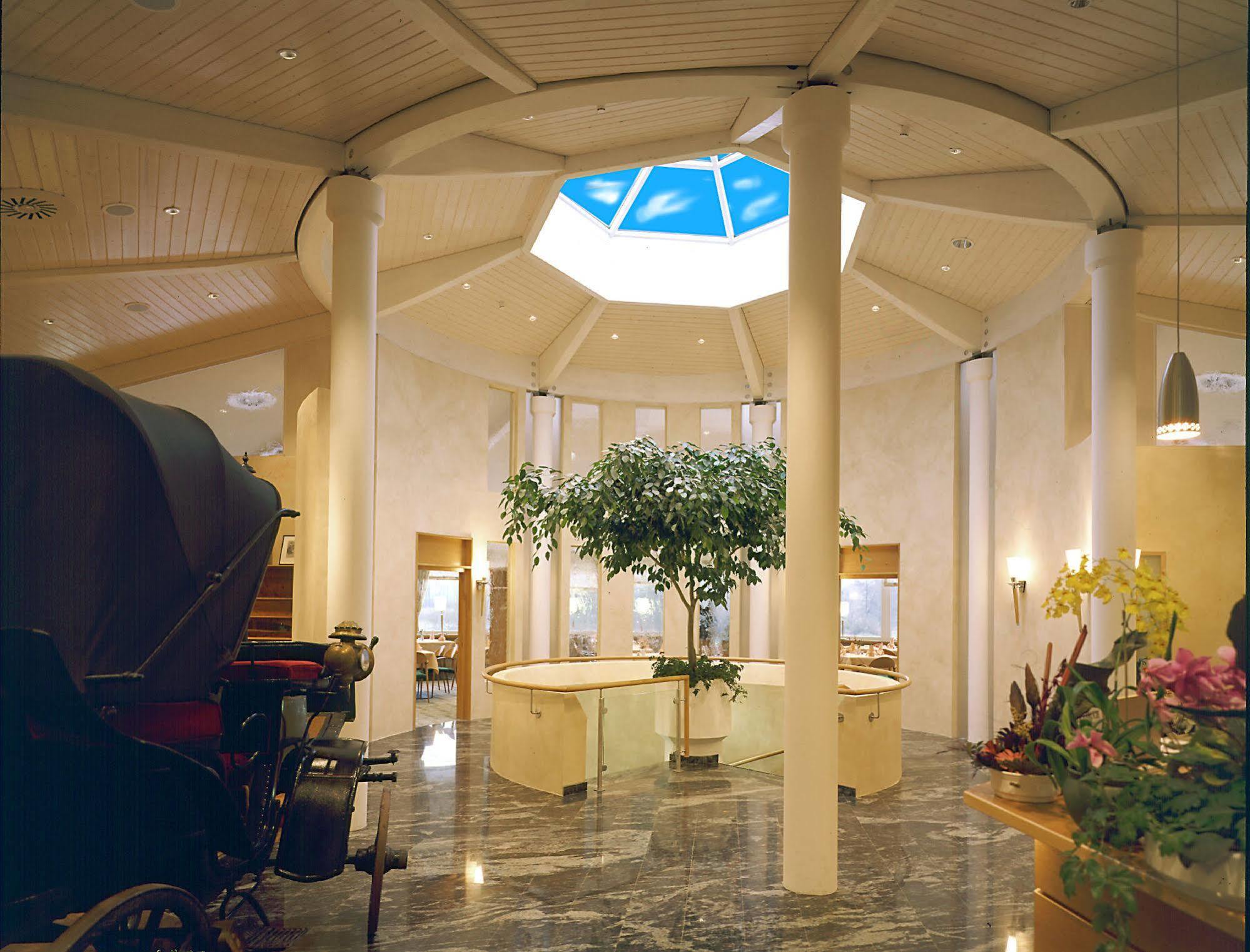 Seehotel Luisenhof Falkenhagen  Luaran gambar