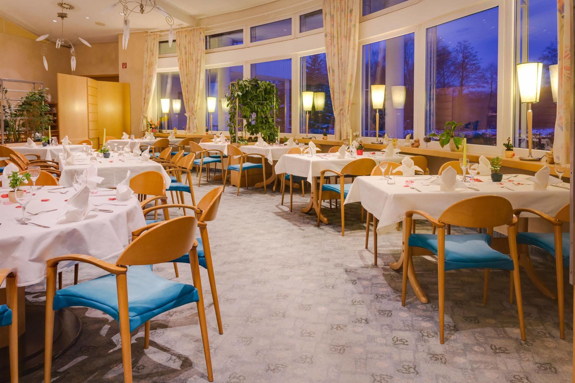 Seehotel Luisenhof Falkenhagen  Luaran gambar